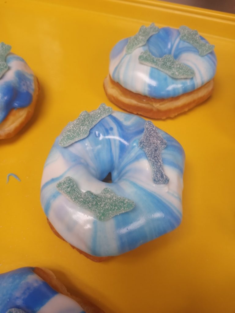 shark donnuts